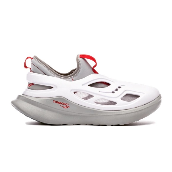 The TOMBOGO™ x Saucony Butterfly - Picture 2 of 10